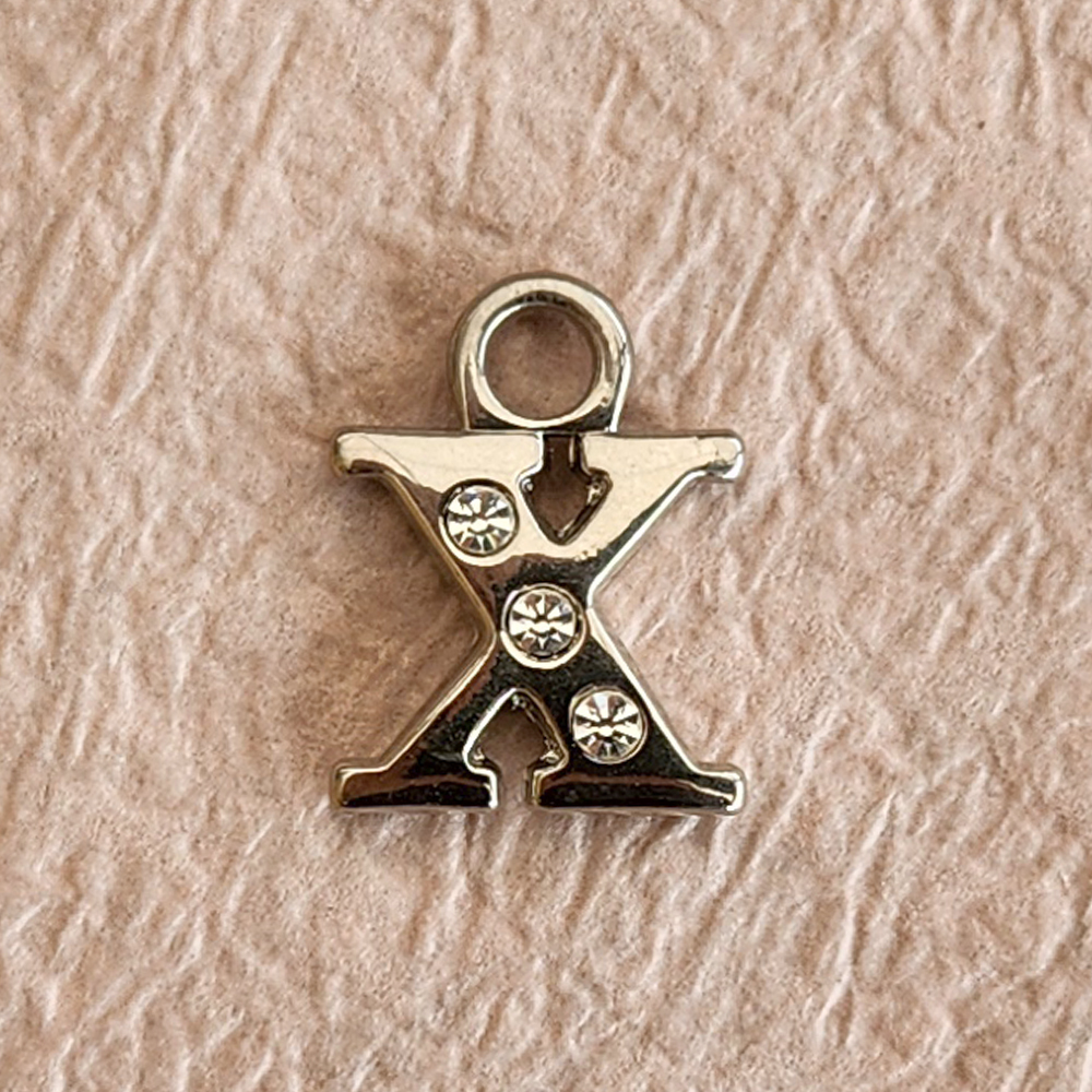 ǰ 